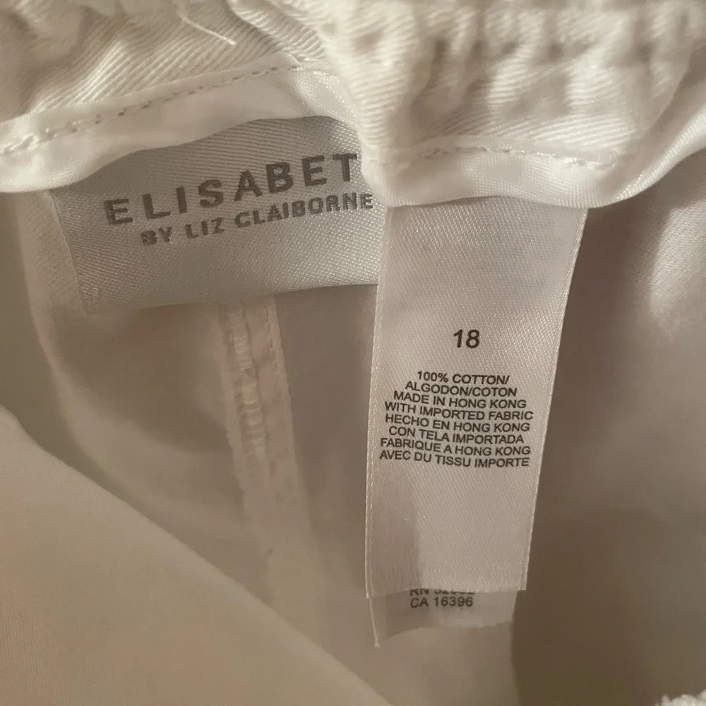 Women’s White Capris Size 18W 100% Cotton